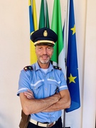 IL COMANDO DI POLIZIA LOCALE È FINALMENTE AL COMPLETO: EMIDIO VARRATO PRENDE SERVIZIO A TEMPO PIENO COME COMANDANTE, L’AMMINISTRAZIONE CENTRA IL SUO OBBIETTIVO